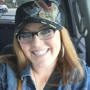 Meet your Posher, Amanda